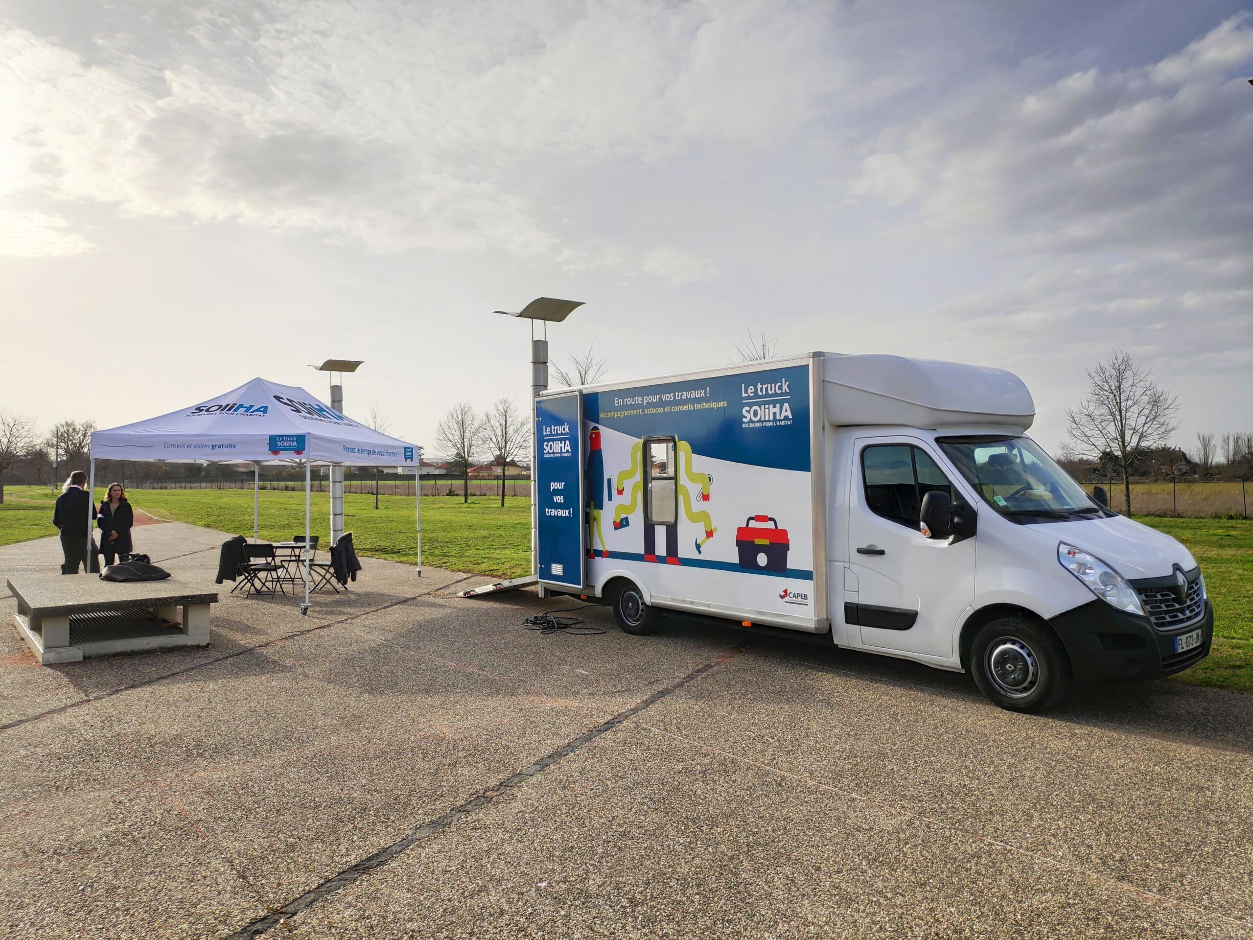 TRUCK SOLIHA - Espace d'information et de formation à destination des proches aidants et des personnes en perte d'autonomie.